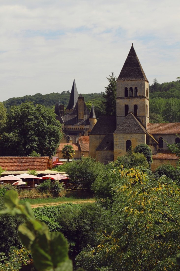 L'église romane de Saint-Léon-sur-Vézère